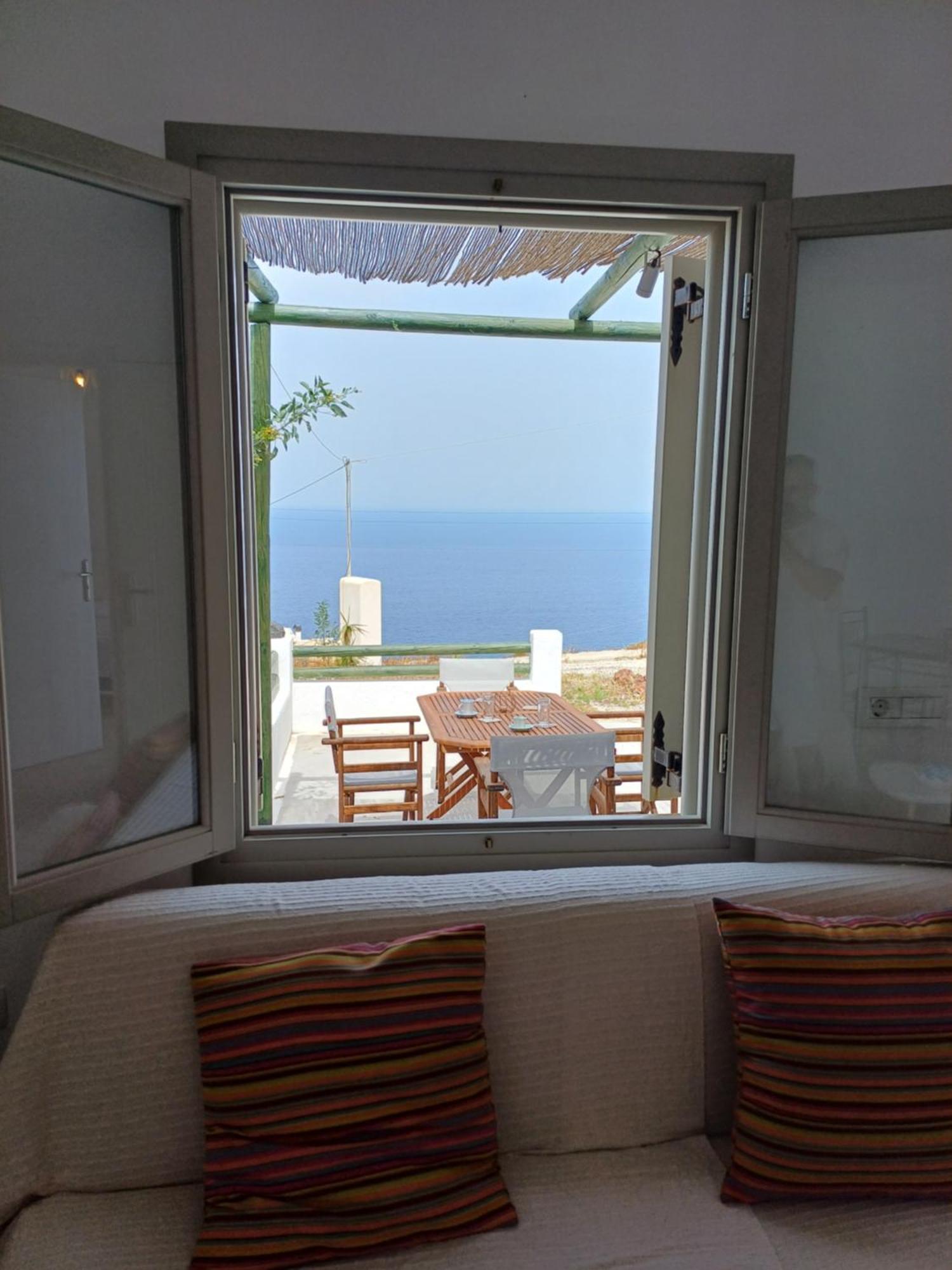 Вілла 'Irene' Cycladic House With Sunrise And Sea View! Foinikia  Екстер'єр фото