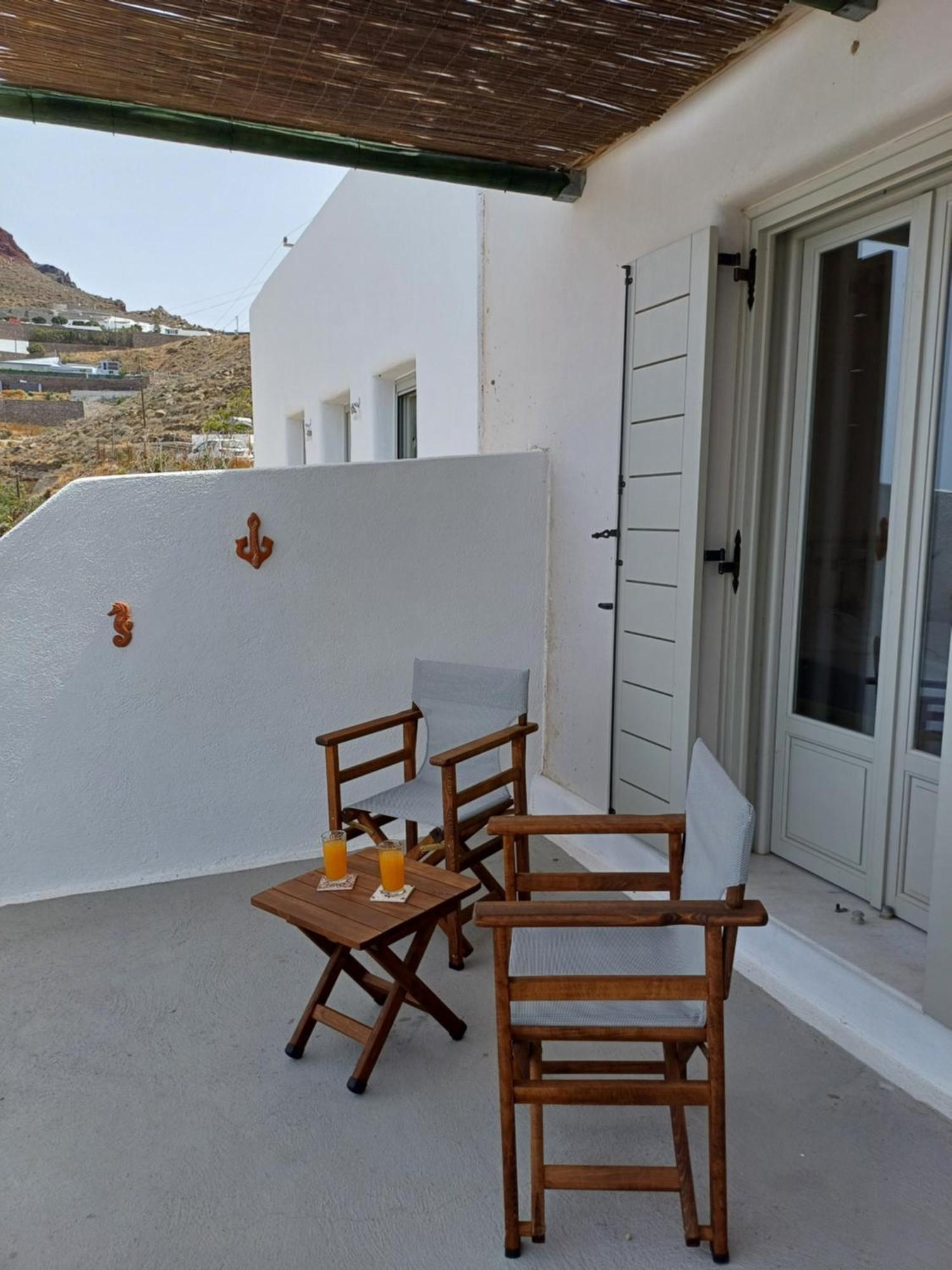 Вілла 'Irene' Cycladic House With Sunrise And Sea View! Foinikia  Екстер'єр фото